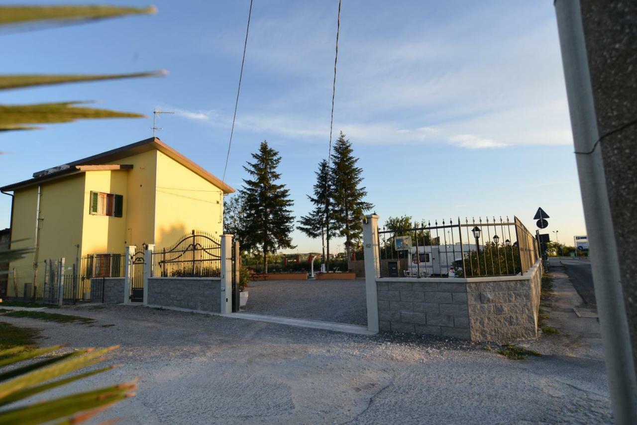 Tenuta Braccini Montecatini Terme Bagian luar foto